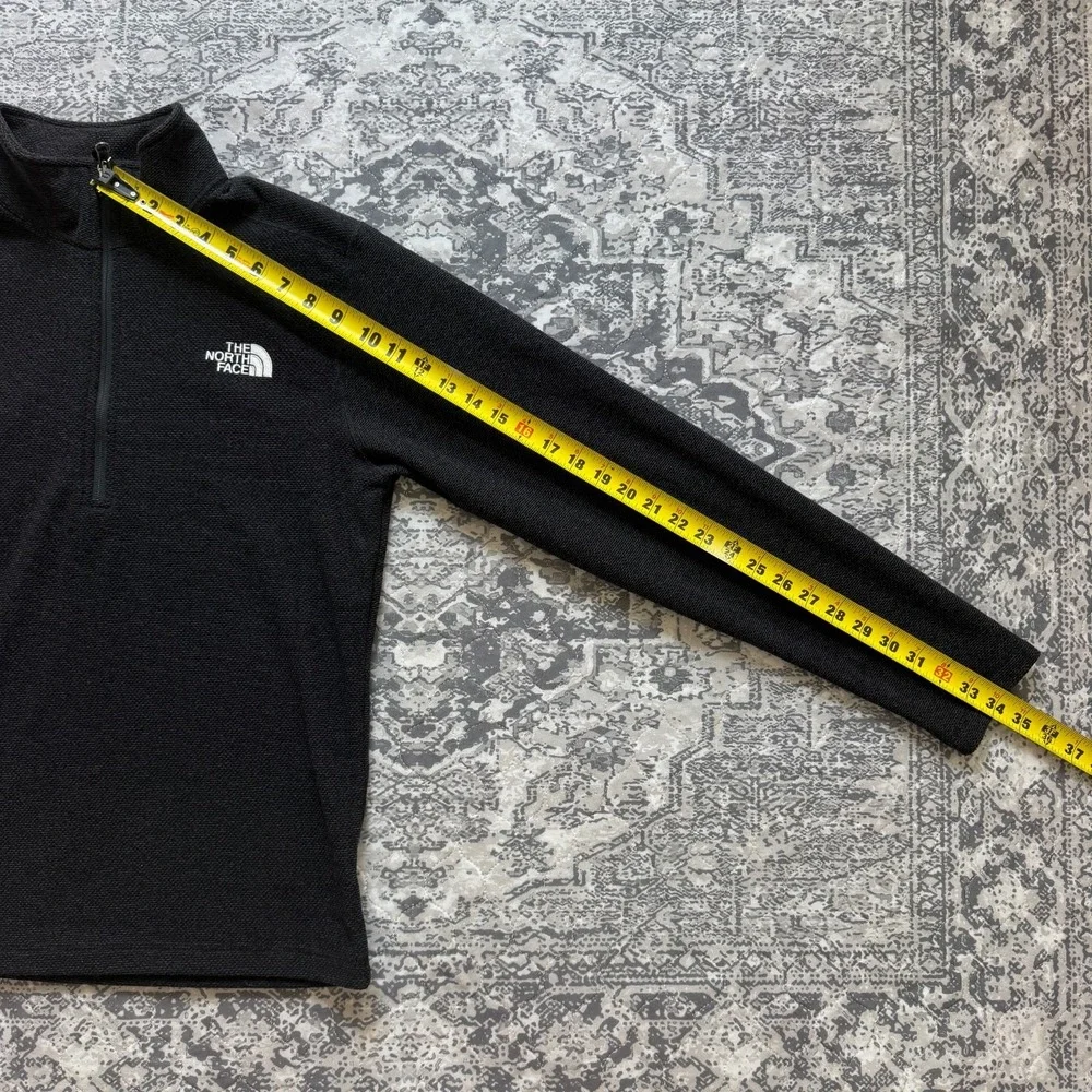 The North Face Mens Textured Cap Rock 1/4 Zip Fleece Pullover Black NF0A3YR1JK3